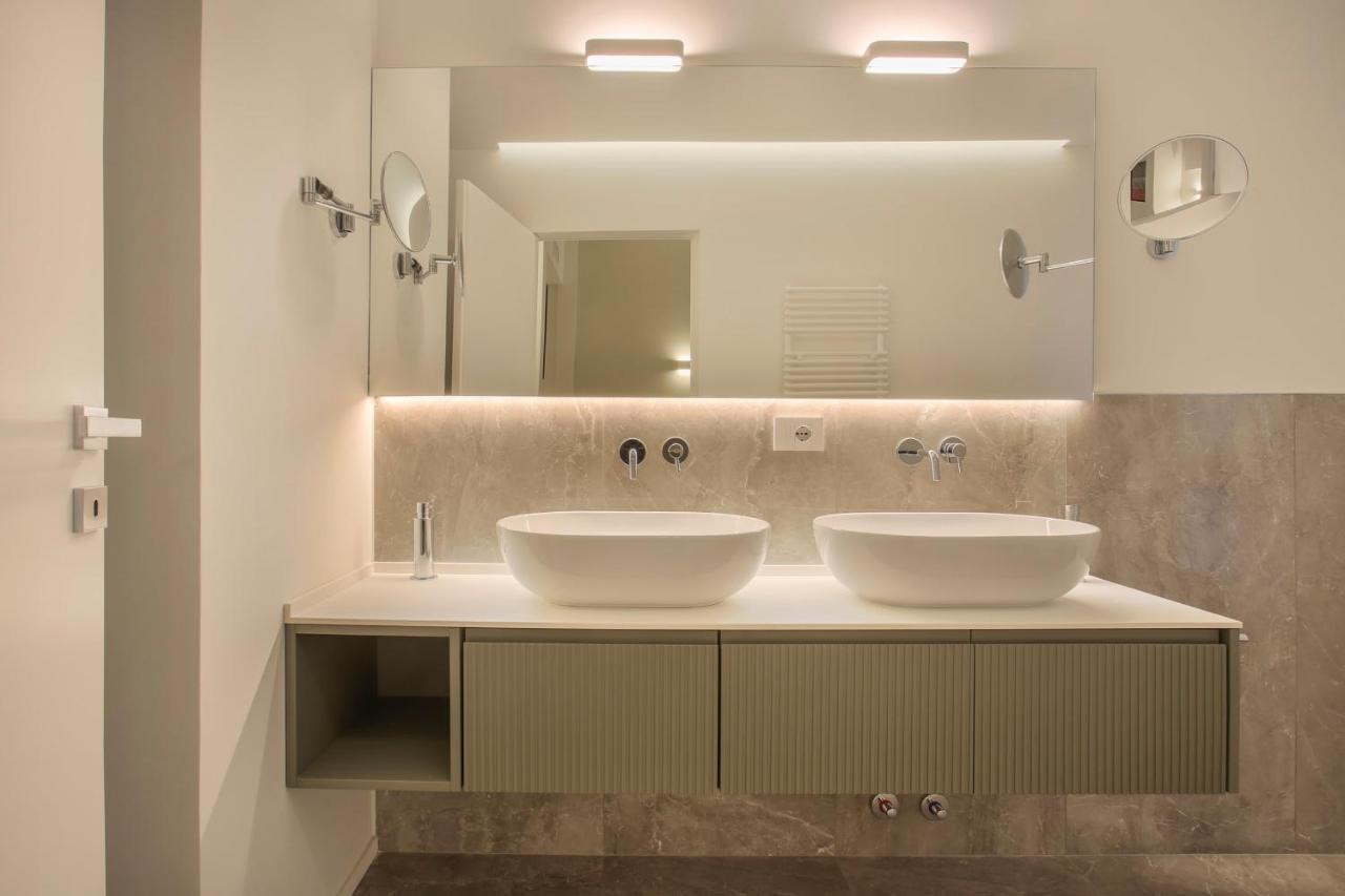 Repubblica Suite Ii-Hosted By Sweetstay มิลาน ภายนอก รูปภาพ