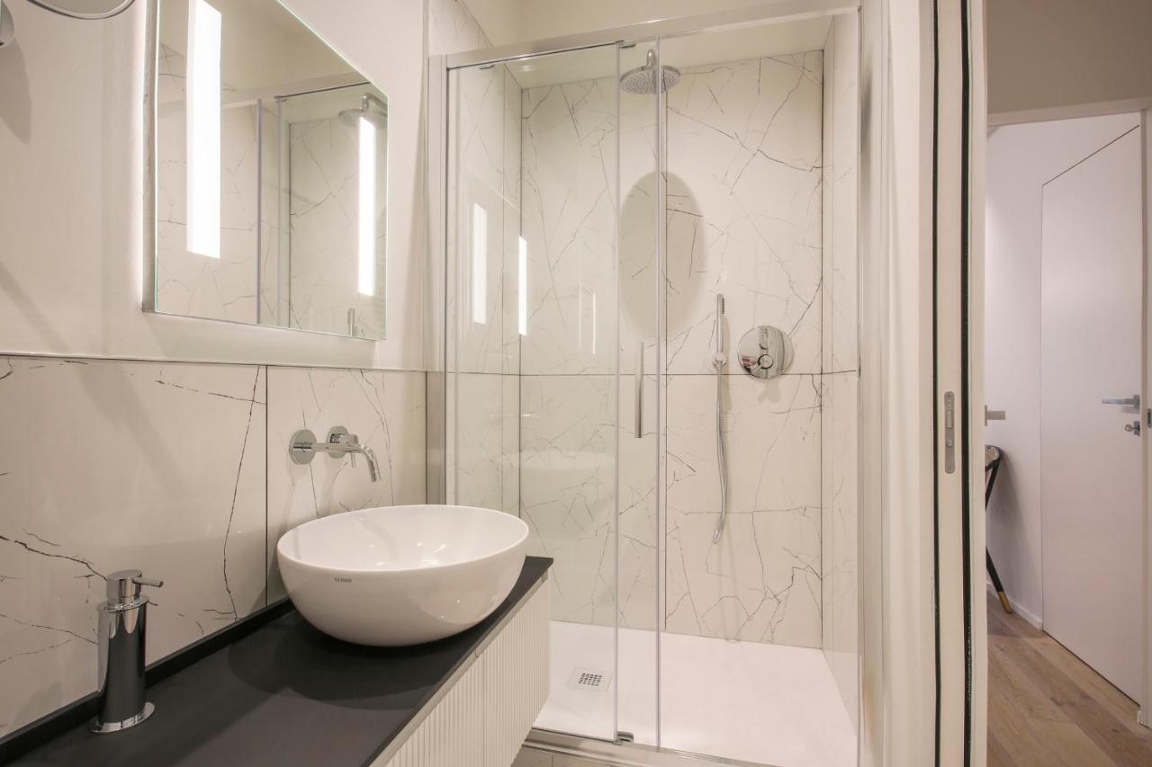 Repubblica Suite Ii-Hosted By Sweetstay มิลาน ภายนอก รูปภาพ